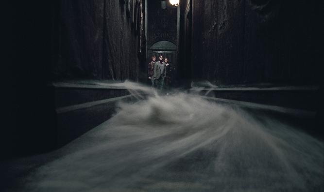 Harry Potter and the Deathly Hollows image