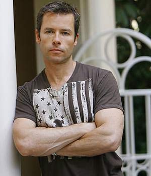 Guy Pearce